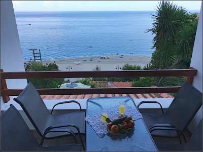 ΔΙΑΜΕΡΙΣΜΑ 11